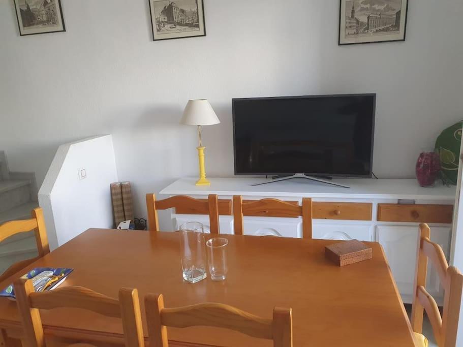 Duplex En Vera Playa Bagian luar foto